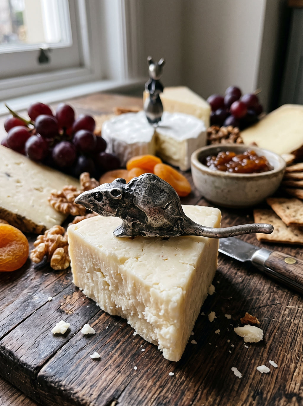 Metal Cheese Food Pin FIONA Mouse