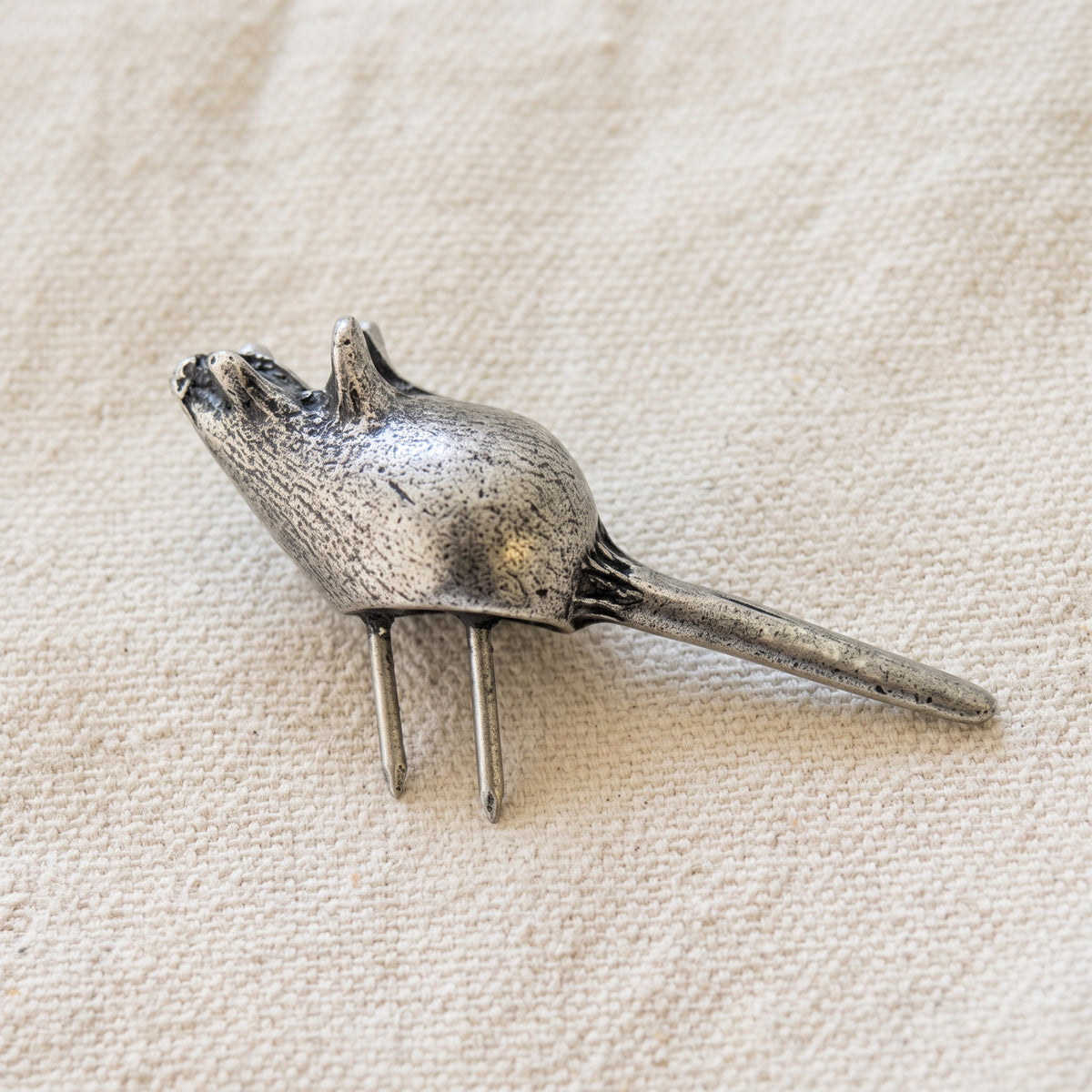 Metal Cheese Food Pin MOLLY Mouse